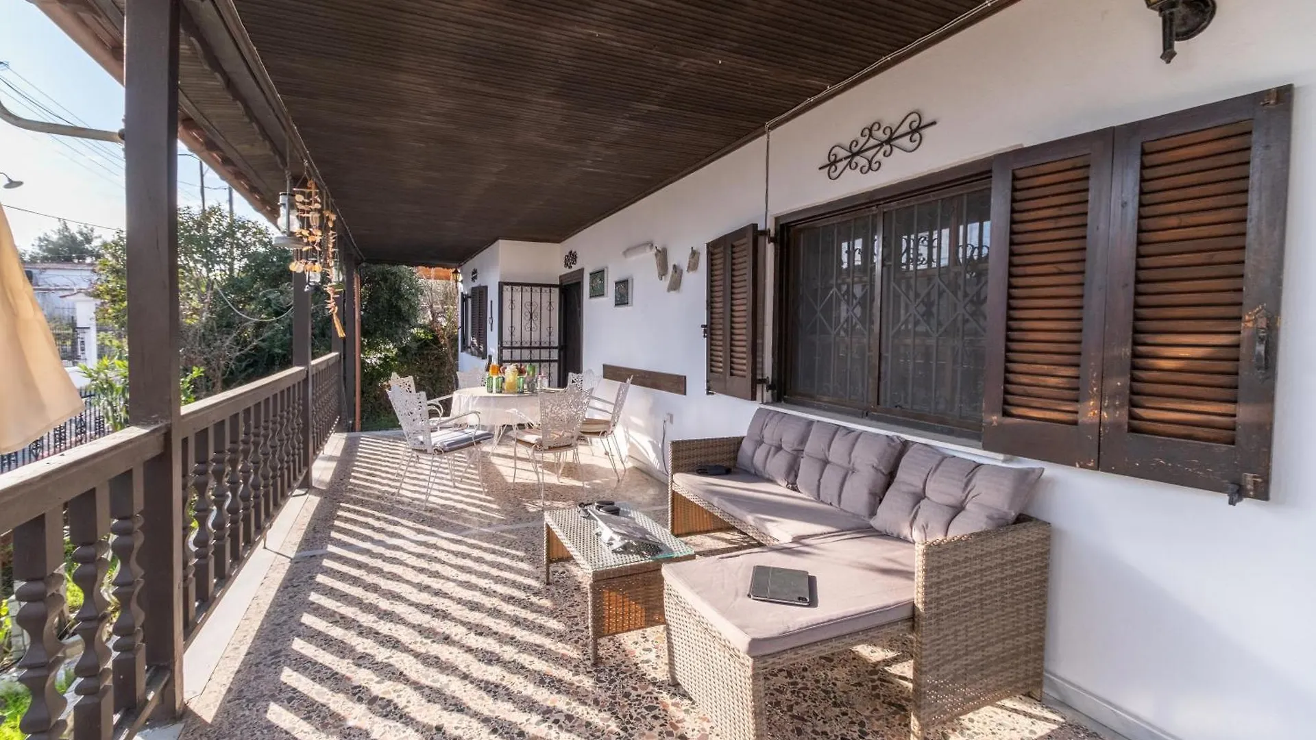 Nea Kallikrateia Villa Philippopolis - Elegant & Spacious Retreat