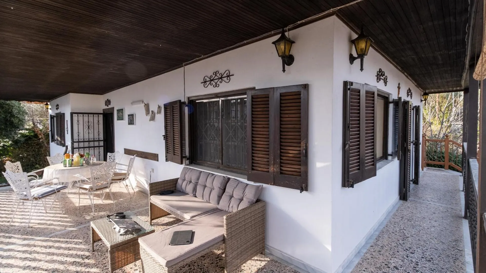 Nea Kallikrateia Villa Philippopolis - Elegant & Spacious Retreat