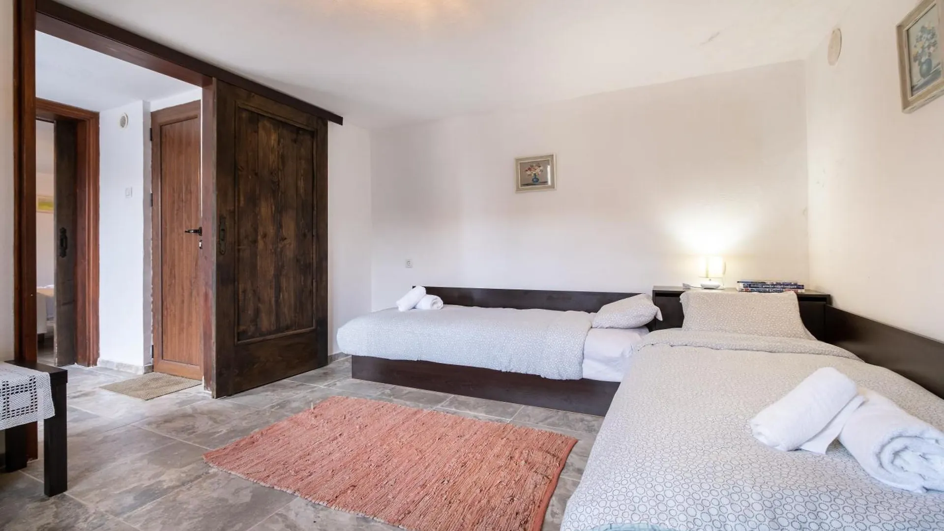 Nea Kallikrateia Villa Philippopolis - Elegant & Spacious Retreat יוון