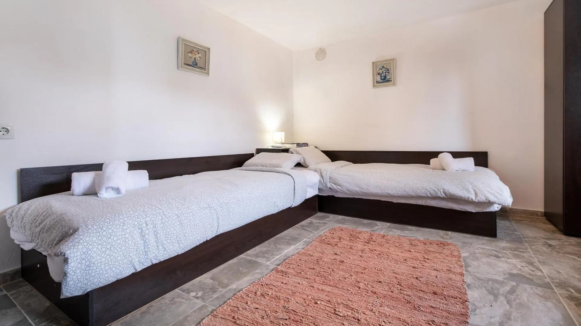 Nea Kallikrateia Villa Philippopolis - Elegant & Spacious Retreat