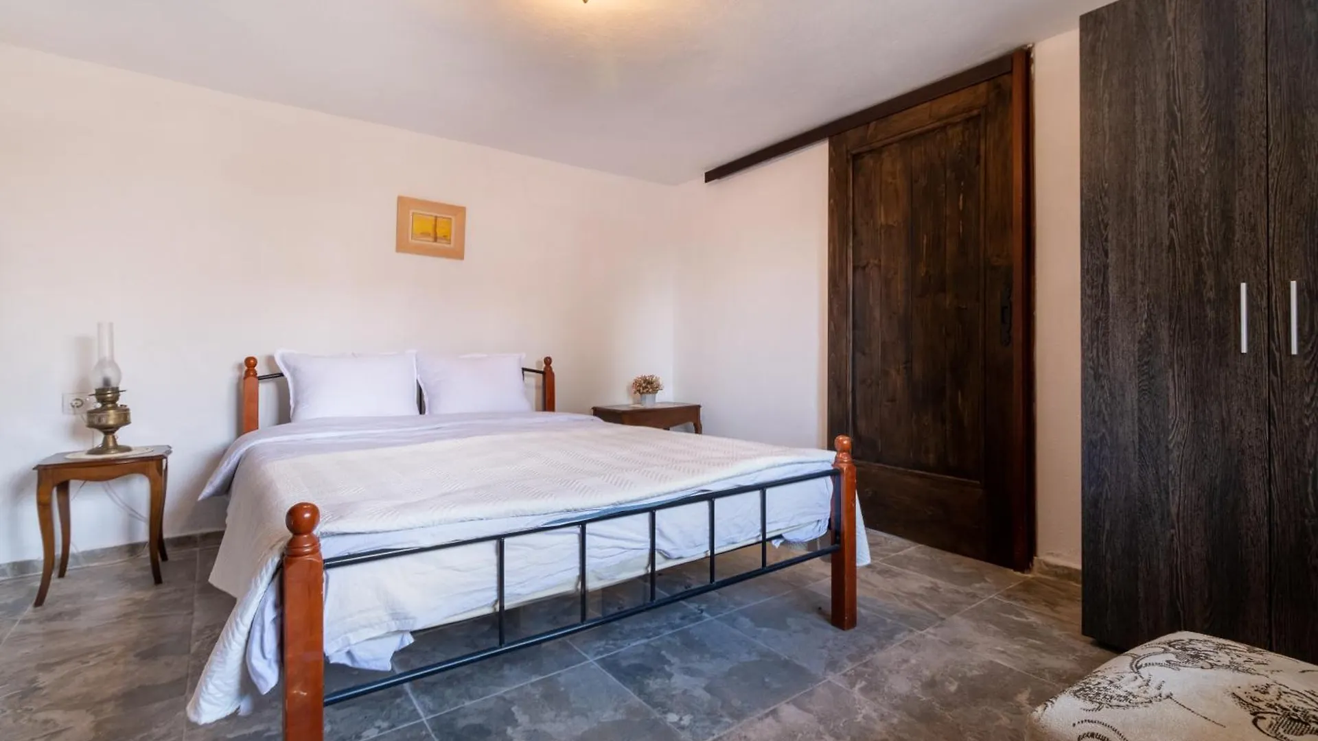 Nea Kallikrateia Villa Philippopolis - Elegant & Spacious Retreat 0*, Nea Kallikrateia