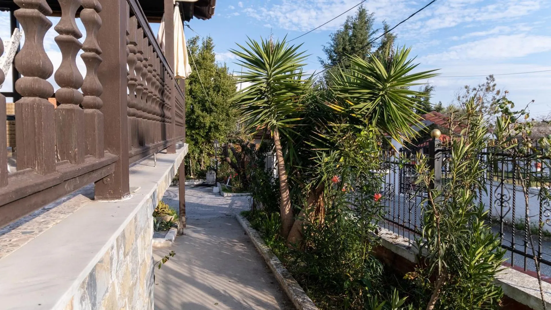 Nea Kallikrateia Villa Philippopolis - Elegant & Spacious Retreat